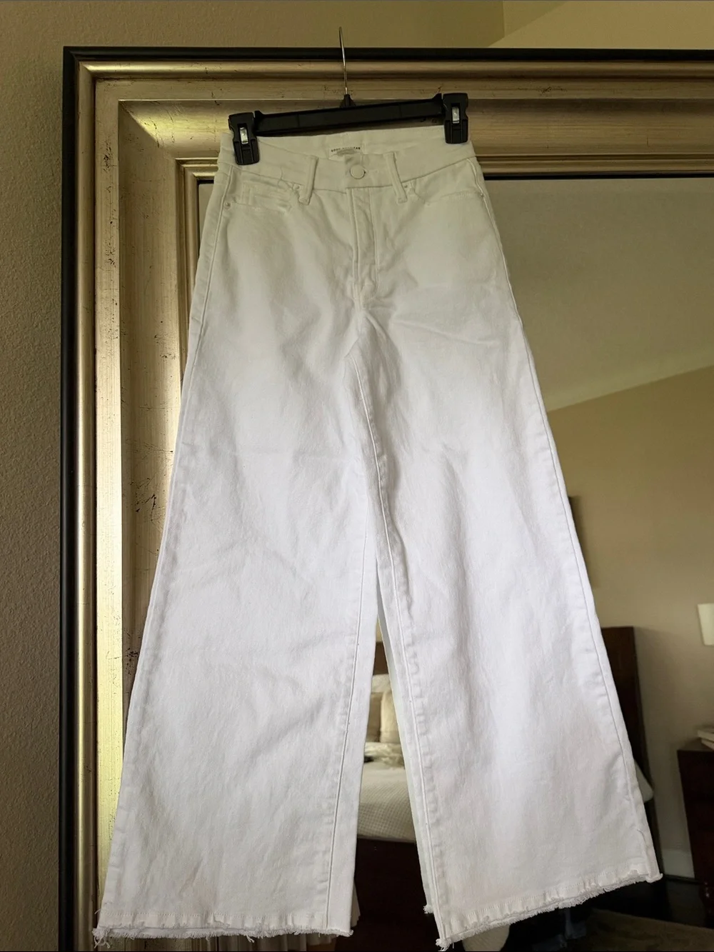 Good American White Wide Leg Flare Jeans